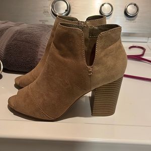 Women’s heels